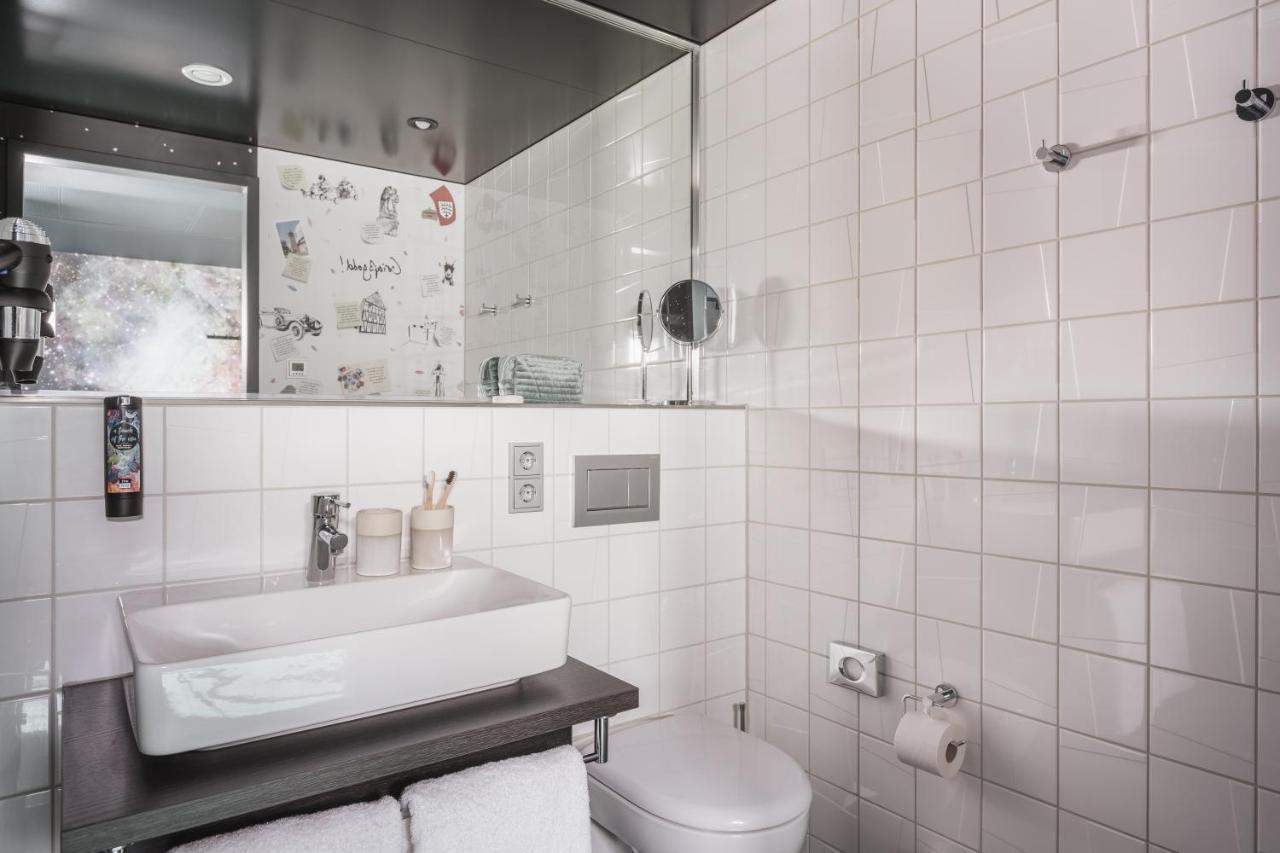 Holiday Inn - The Niu Star Sindelfingen By Ihg Exteriör bild
