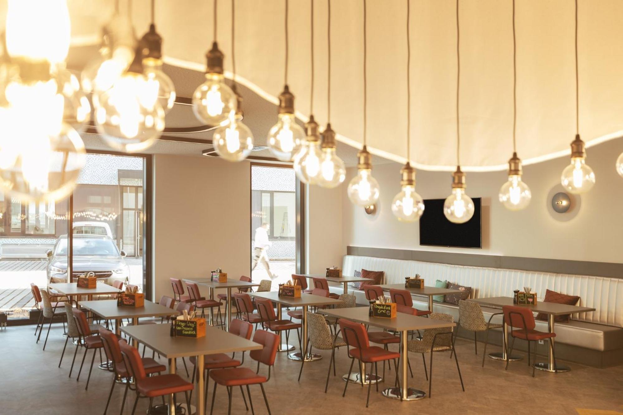 Holiday Inn - The Niu Star Sindelfingen By Ihg Exteriör bild
